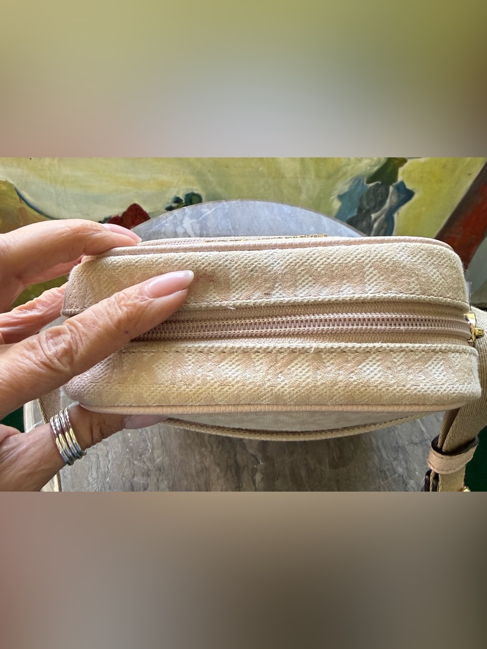 Michael Kors Cream Blush Signature Canvas Crossbody GUC - Picture 10 of 13